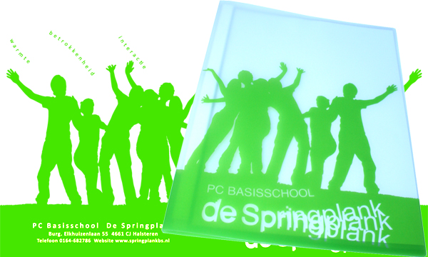 Rapport schoolmap voor De Springplank in Halsteren is bedrukt met zeefdruk in de kleur groen