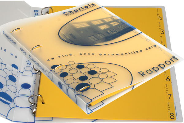 Nieuwe schoolmap voor OBS| Charlois in Rotterdam met speciaal gemaakt 7-delige set gele tabbladen met blauwe opdruk.